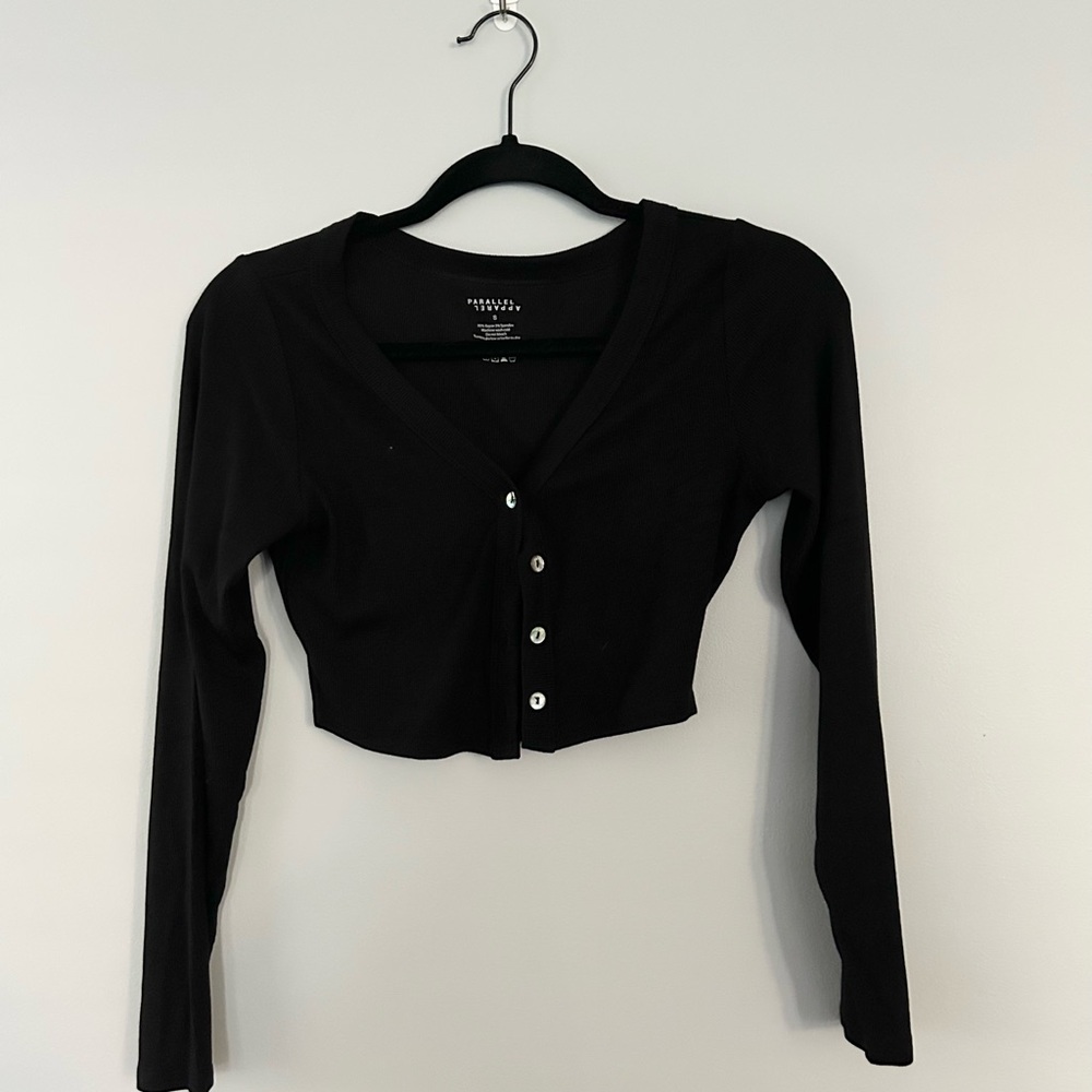 Parallel Apparel Black Button-Down Cropped Top